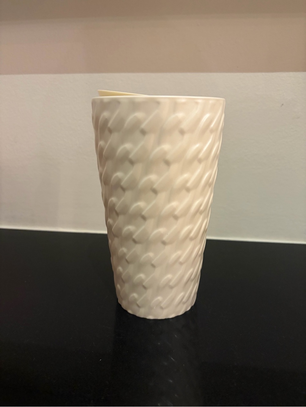 Starbucks White Ceramic Coffee Mug Grande Embossed Etched Logo 16oz !! ๐ค - Picture 2 of 6